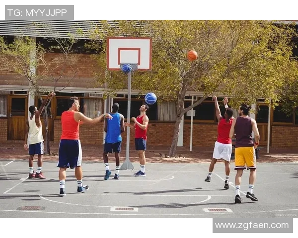 深圳篮球队的意识提升与团队合作的重要性探讨 深圳篮球队的意识提升与团队合作的重要性探讨