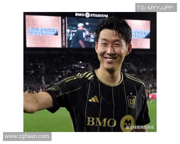 足球明星孙兴敏的魅力头像揭示了他在绿茵场上的非凡风采与个人魅力 足球明星孙兴敏的魅力头像揭示了他在绿茵场上的非凡风采与个人魅力