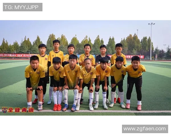 足球明星的18岁青春岁月与梦想追逐的精彩瞬间